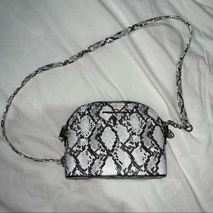 Steve Madden purse